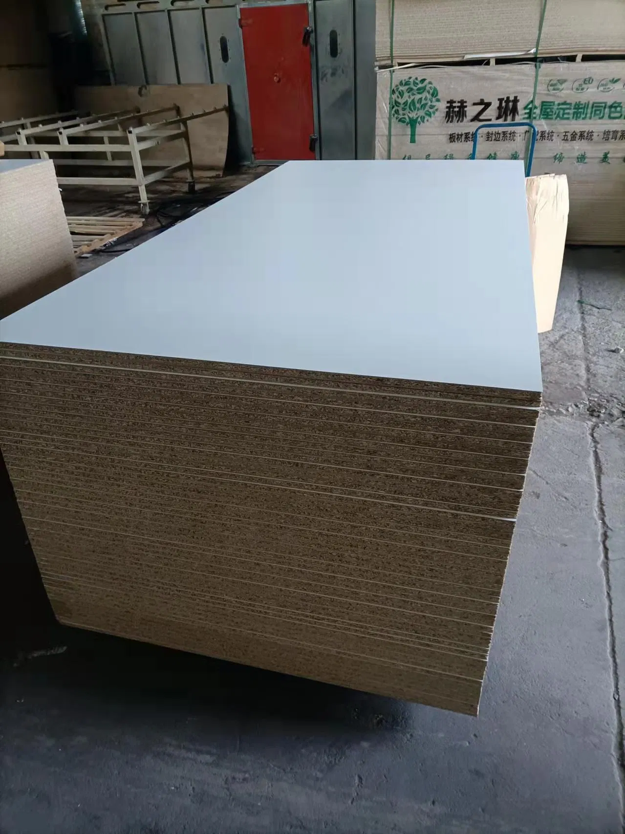 12mm 15mm 18mm White Melamine Faced Board MDF Medium-Density Fibreboard for Furniture