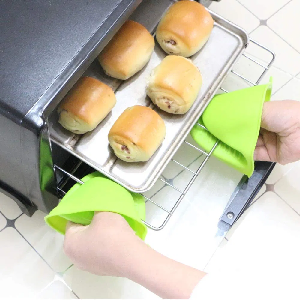 Hot Sells Kitchen Microwave Oven Insulation High Temperature Anti-Scalding Silicone Oven Mitt Non-Slip Silicone Kitchenware