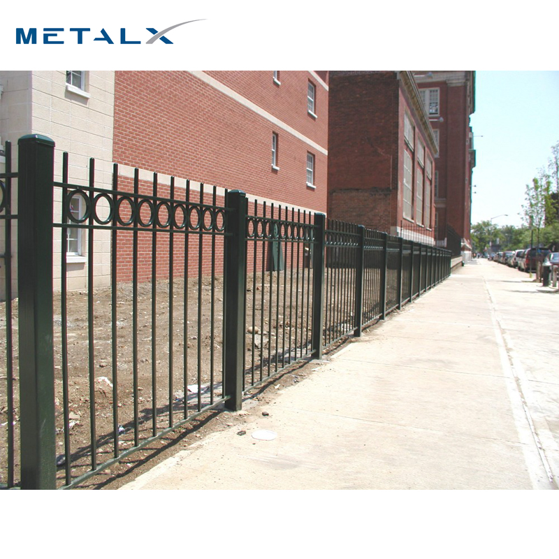 High Quality Ornaments Wrought Iron Black Color Panel Fence