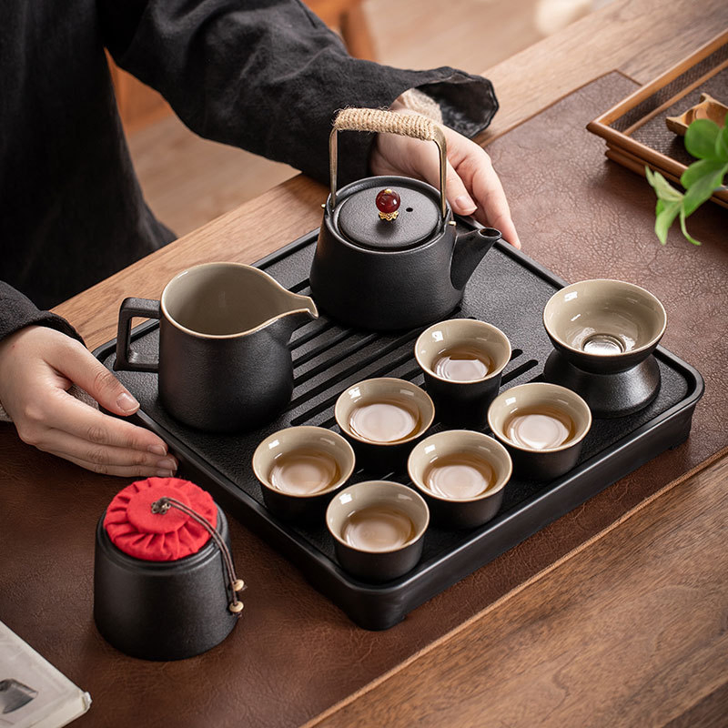 Керамический чайный сервиз для дома и путешествий