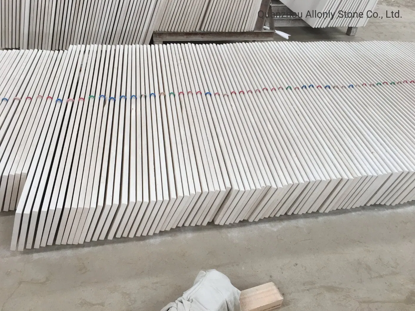 Construction Material Floor and Wall Tile Limestone Slabs for Outdoor Paving