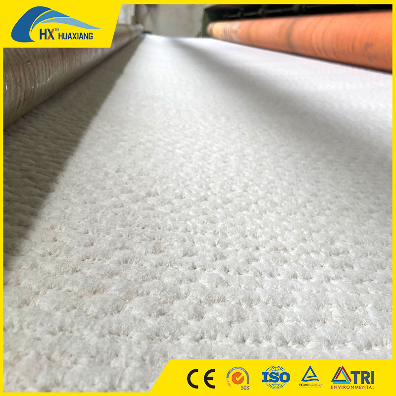 10% Discount Gcl Bentonite Geosynthetic Clay Liner for Landfill Pond Anti-Seepage