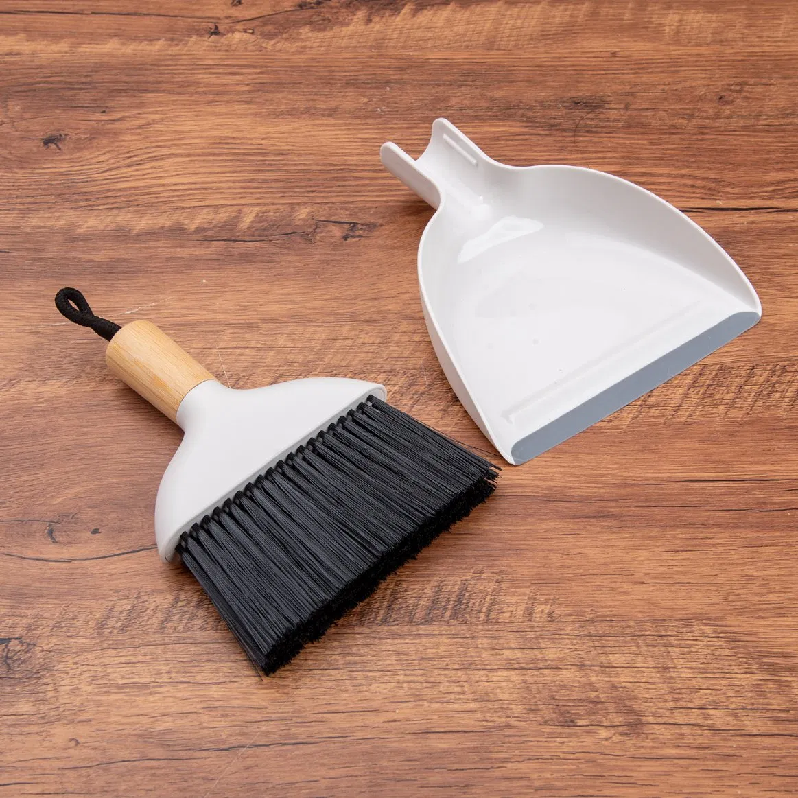 Factory Price Table Desktop Cleaning Brush Mini Broom Dustpan Set