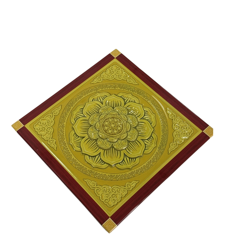 Golden Lotus 3D Relief Ceiling: Custom Aluminum, Buddhist Style (China)