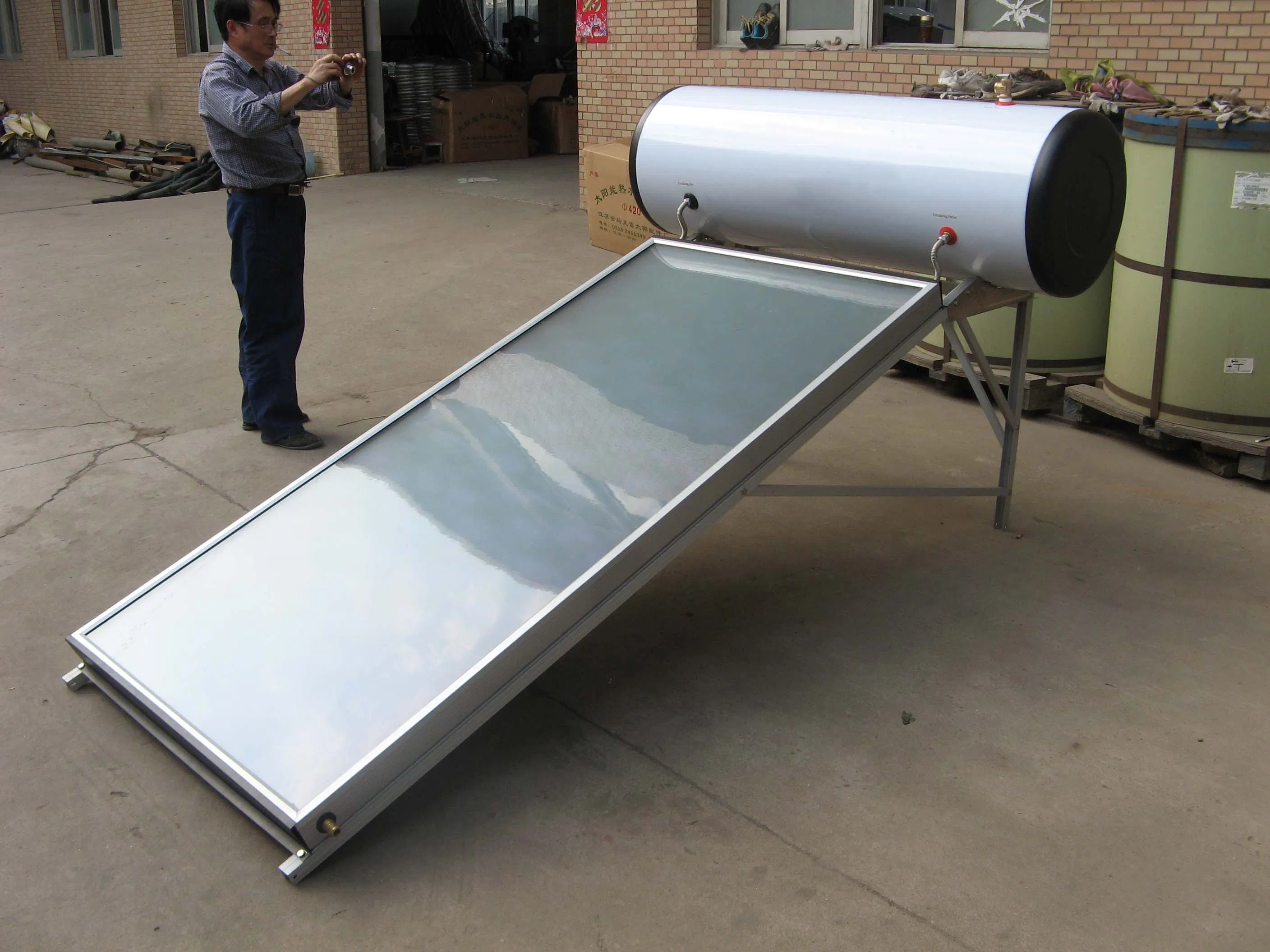 Плоский солнечный водонагреватель под давлением для дома и отеля