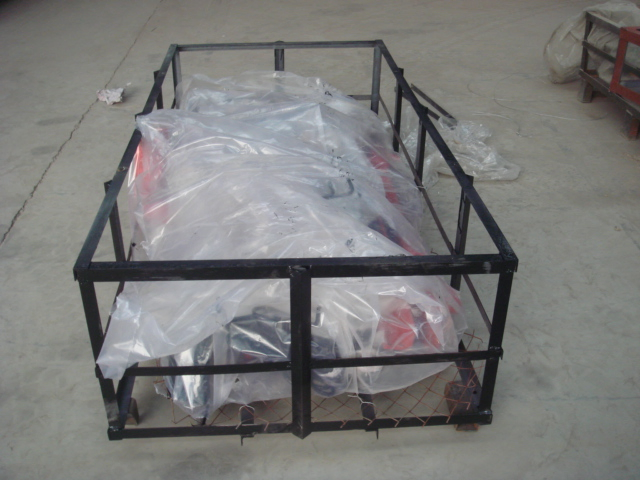 R Rake Multi-Functional Agricultural Machinery Rake Essential for Small-Scale Family Farming Operations