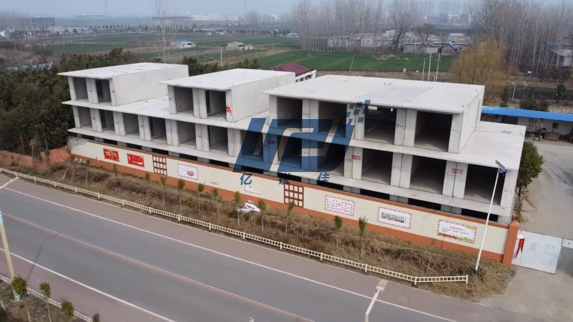 Vibration - Integrated Moulds Eliminate Air Bubbles in Precast Cement Staircase Components