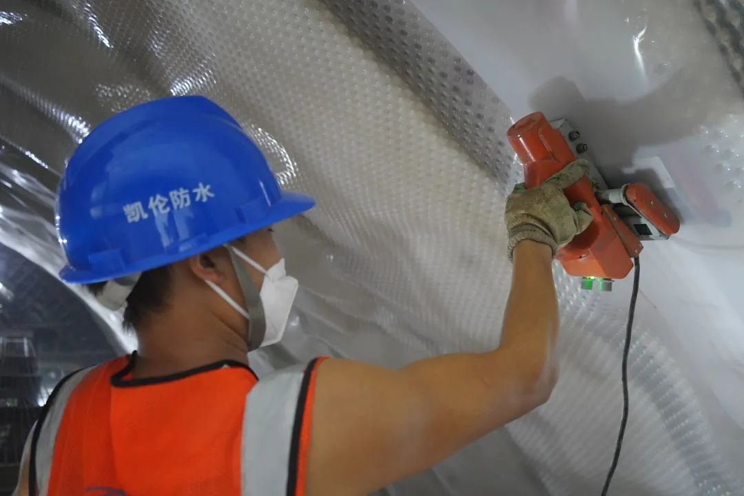 Canlon Adb Self-Adhesive Waterproofing Drainage Board