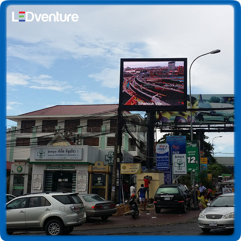 HD Full Color Indoor Outdoor LED Screen Display for Advertising Rental Window LED Display Front Service Back Service Flexible Corner Design with Factory Price