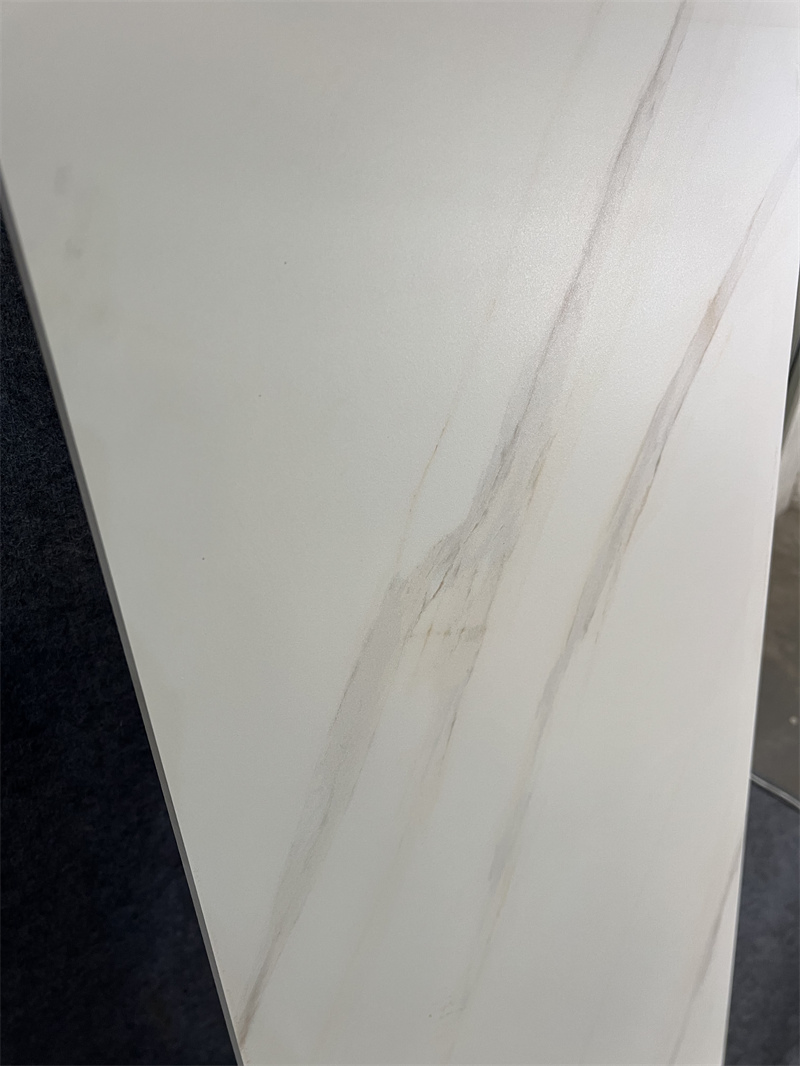 Матовая мраморная плитка Rustic для современных интерьеров