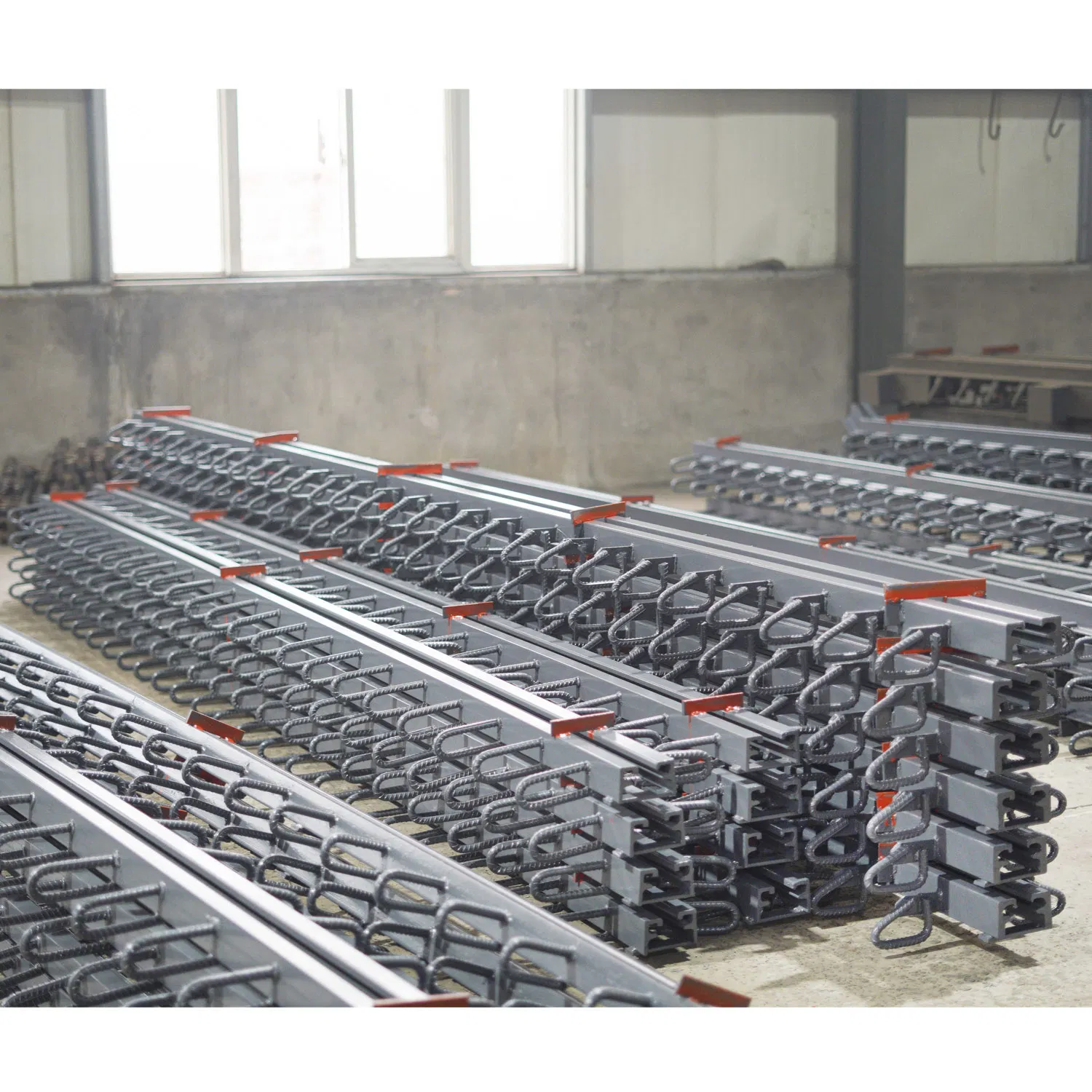 Customized Design Concrete Joint Rubber Elastomeric Strip Seal Bridge Expansion Joint