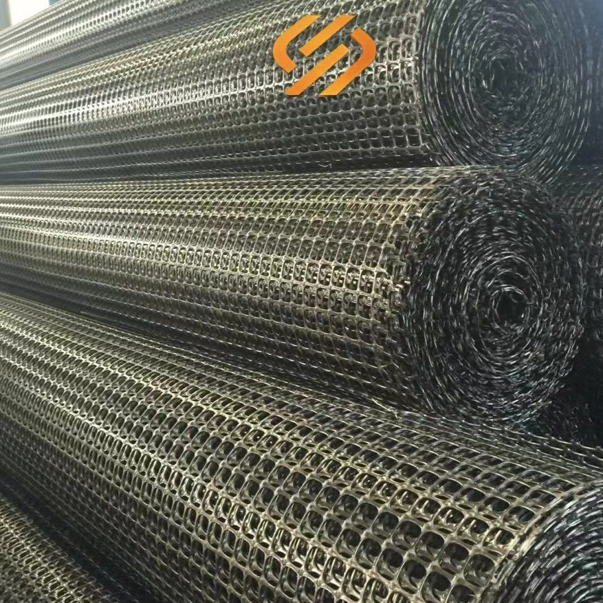 China Geomalla 40kN Grid Mesh PP Plastic Biaxial Geogrid for Road Reinforcement