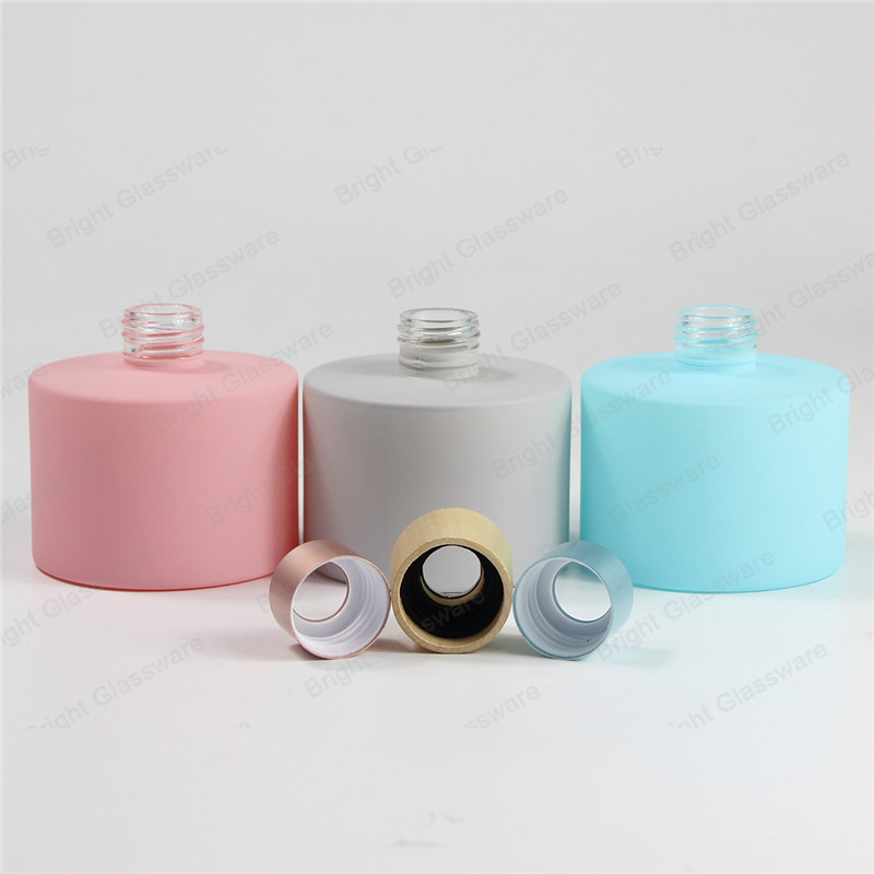 Custom Decorative 200ml Reed Diffuser Glass Bottle with Wood Cap