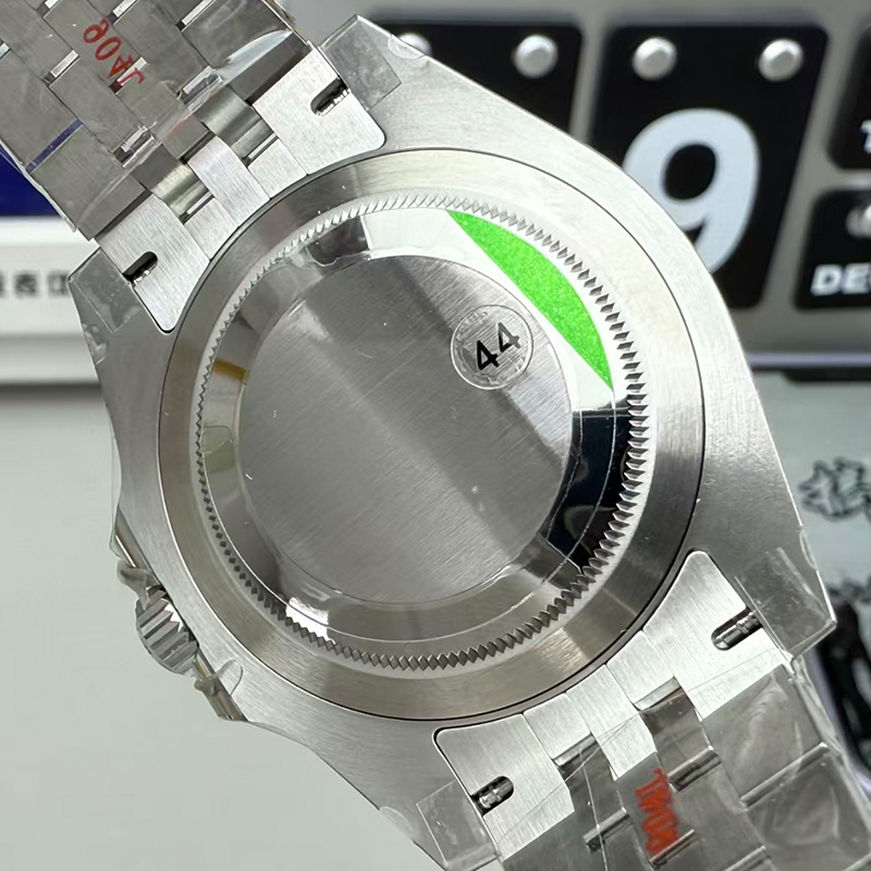 Mechanical Automatic 10ATM Waterproof Stainless Steel Strap Sapphire Night Light Diver Watch