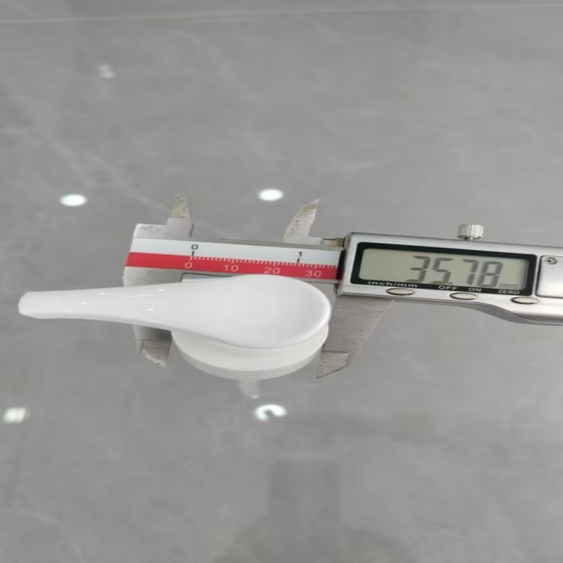 White 33/410 Pump Distributor - Common for Shampoo, Shower Gel and Lotion