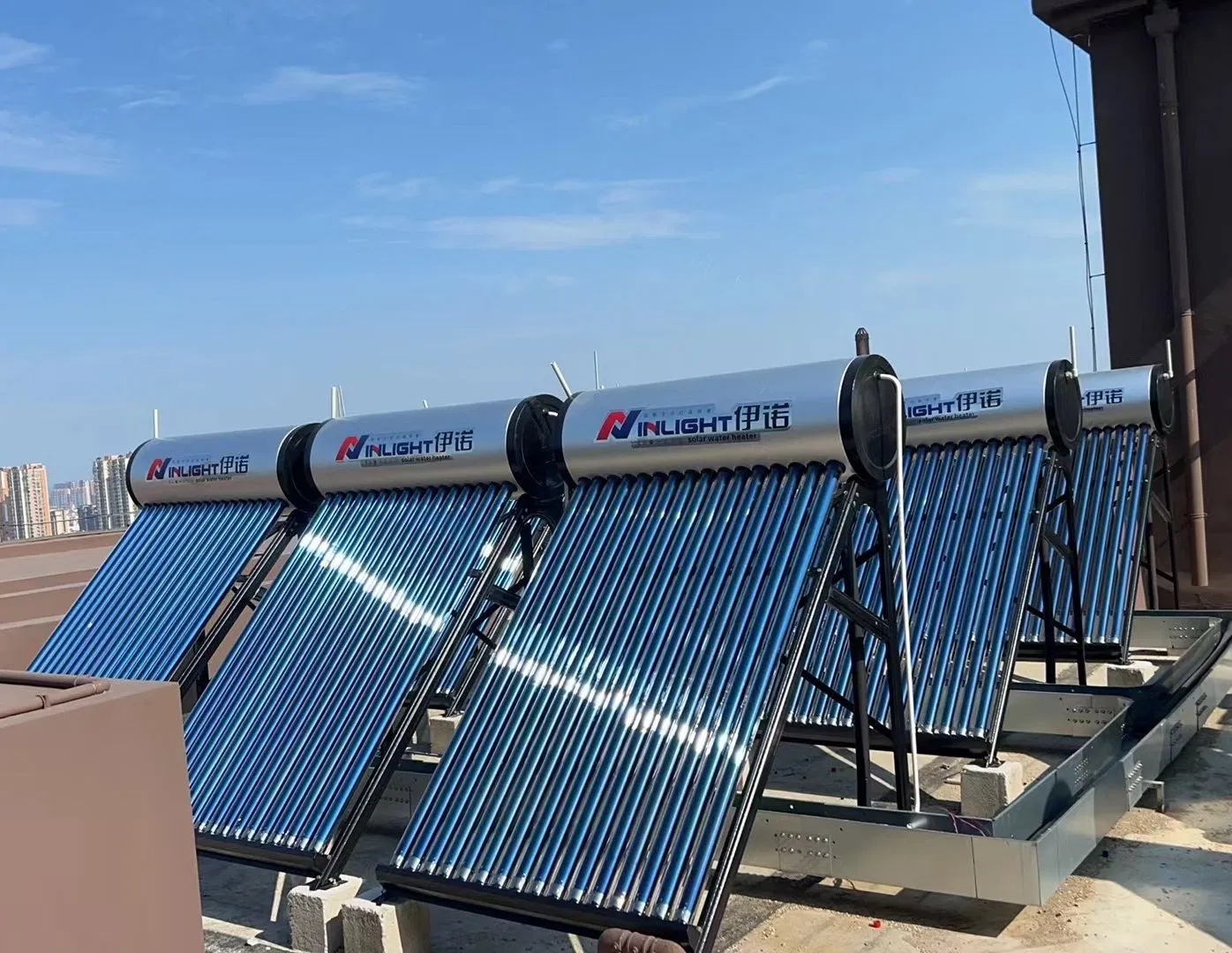 Glavanized Steel Domestic Compact Glass Tube Solar Water Heater