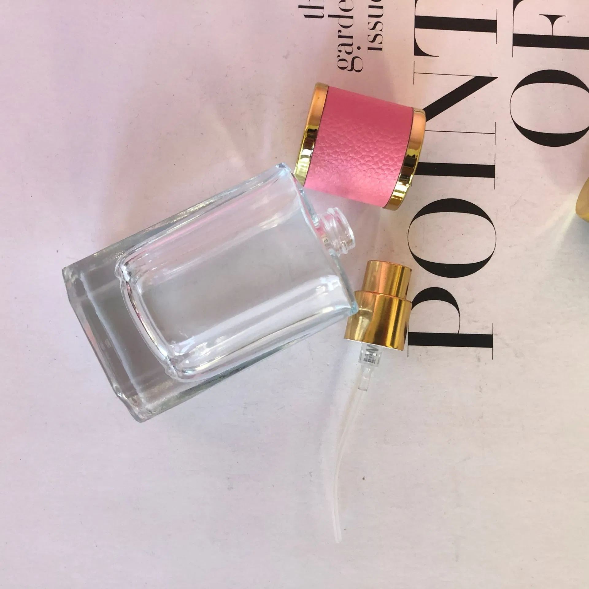 40ml Spray Bottle with PU Cap Empty cosmetic Packing Bottle