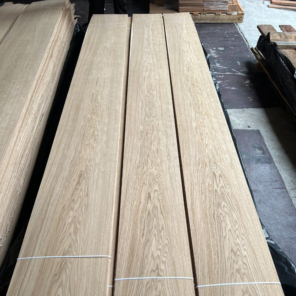 Real European Oak Wood Veneer Sheet Natural Wood Veneer for Home Improvement
