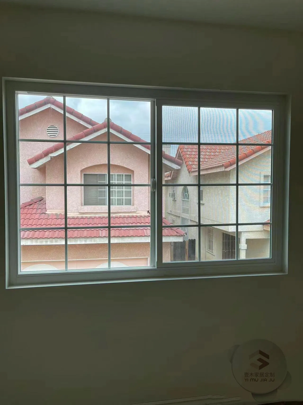 Durable High Standard Quality UPVC Swing Window Indoor Decorative Window