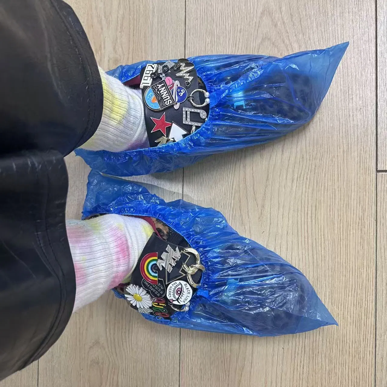 Premium Cleanroom Custom Disposable PE Water Proof Non Slip Plastic Shoecovers