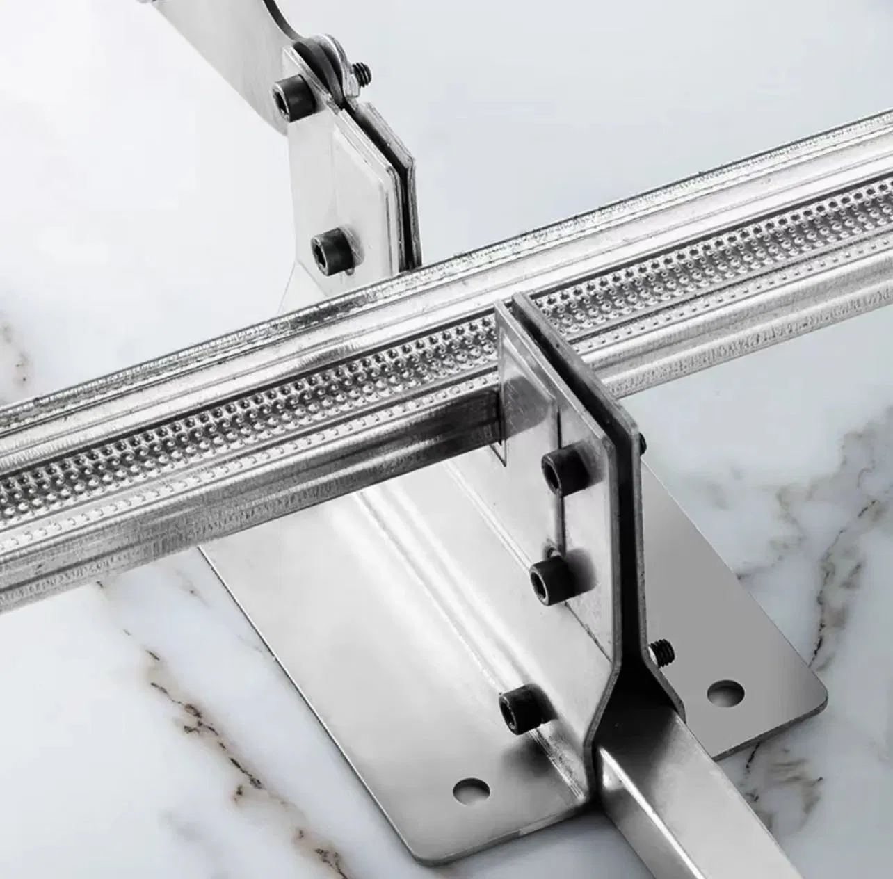 Prime Quality Prefabricated Steel Structure Light Warehouse Building Pre Engineered Industrial Construction