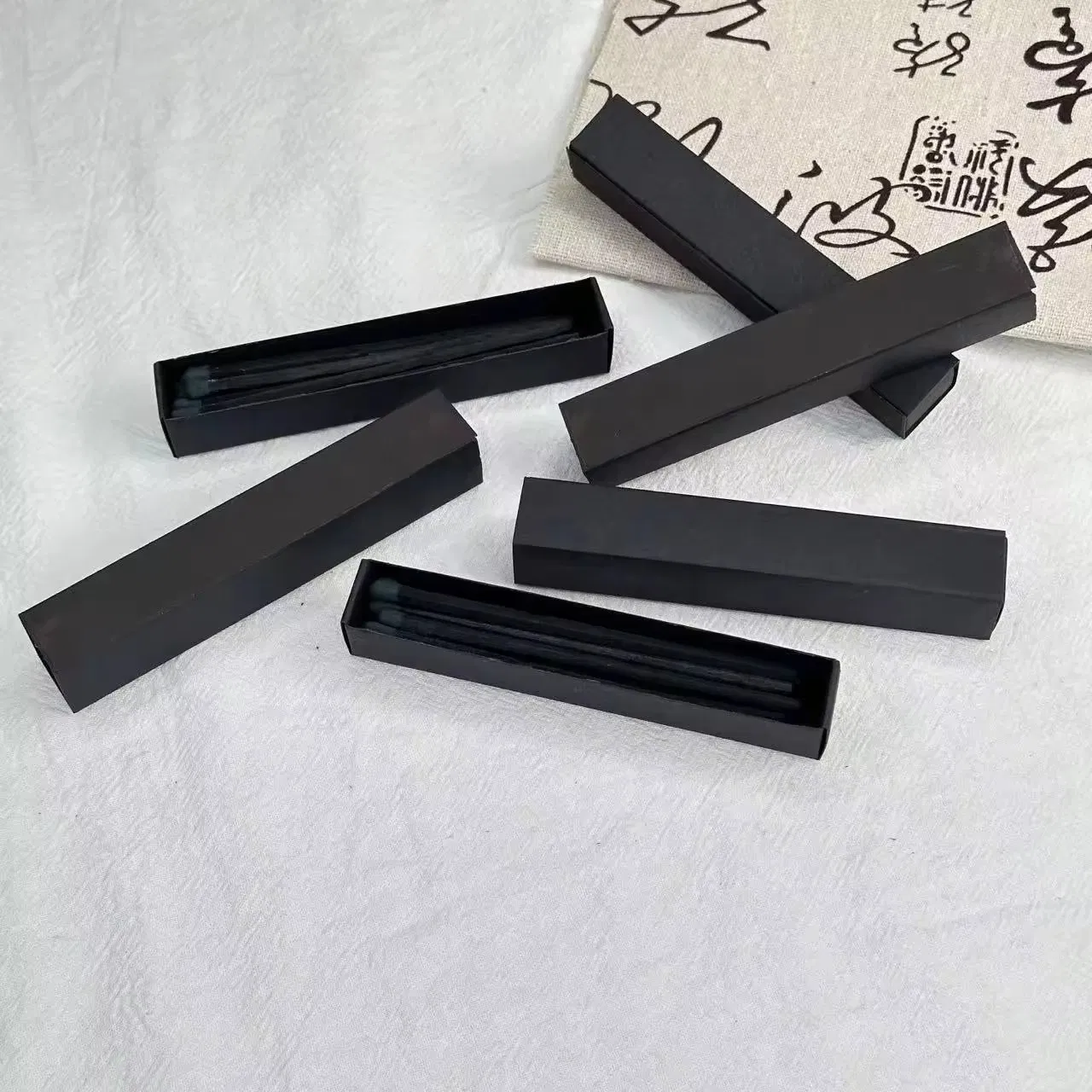 2025 New Black Customized All Black Long Match Premium Candle Box Matches Candle Matchsticks Matches