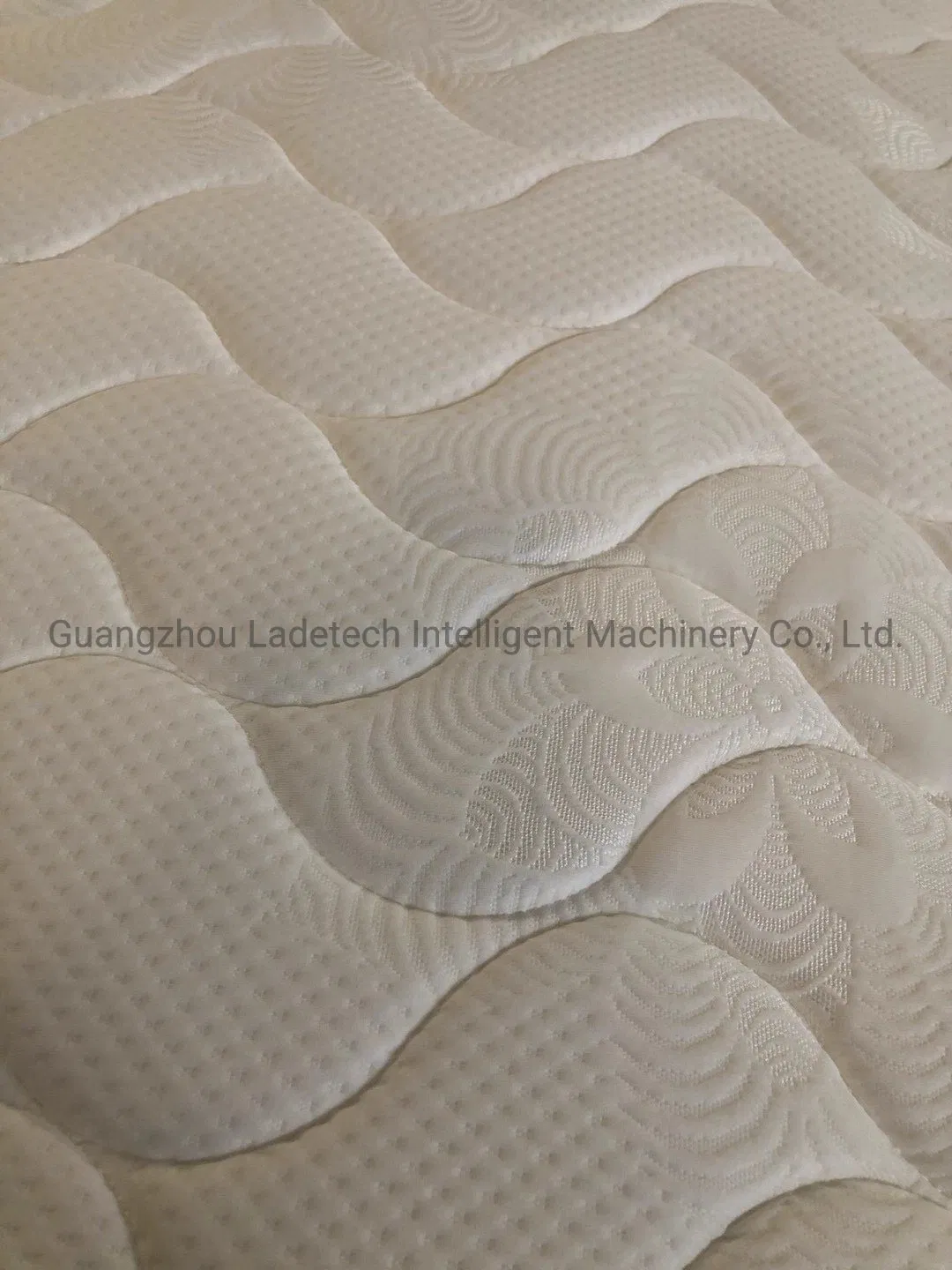 LDT-QTF02 High Class Thick Mattress Topper Multineedle Quilted Fabric mattress knitted fabric