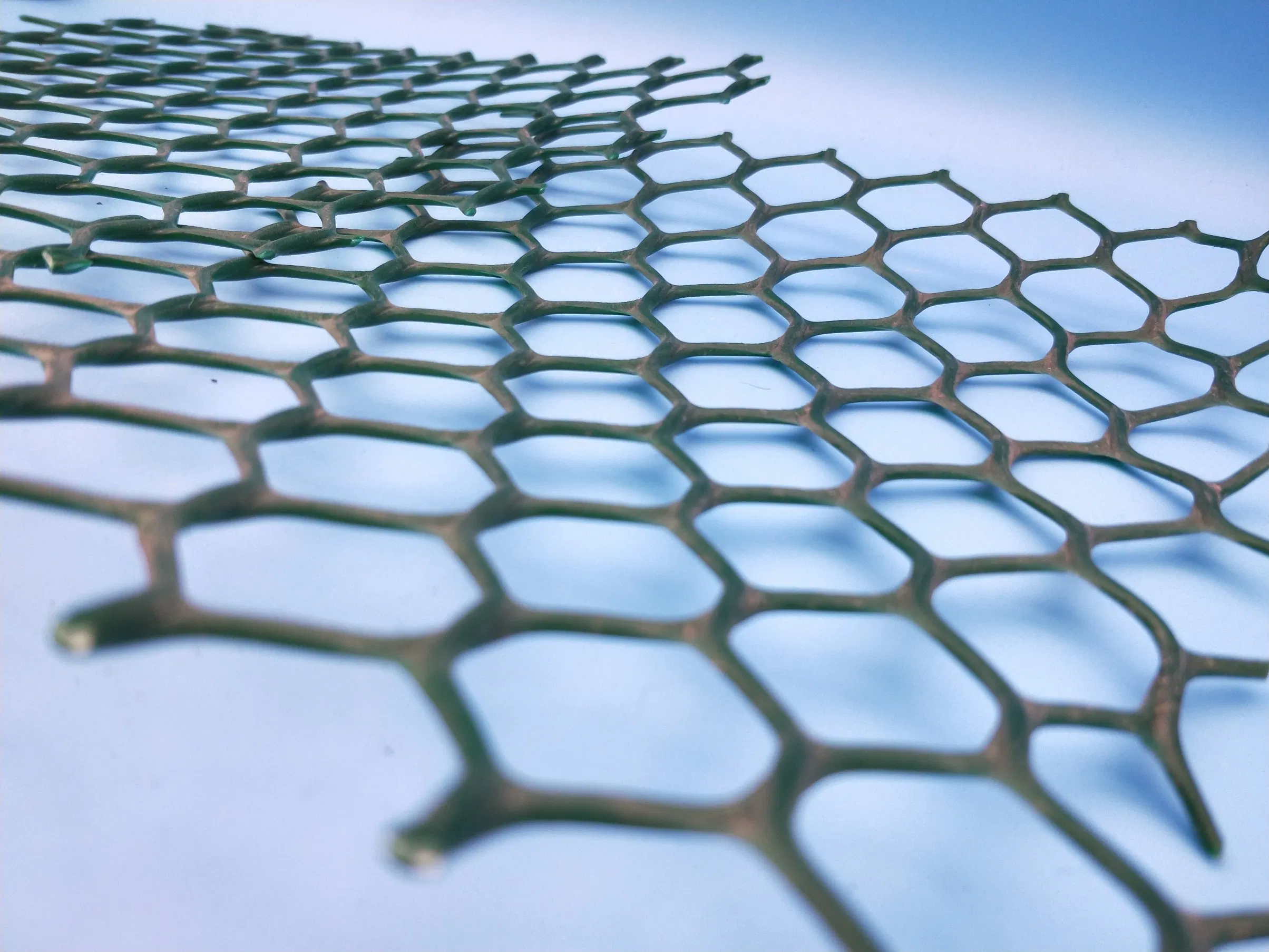 Erosion Control Geonet for Dam Faces, Pipeline Protection, and Environmental Restoration Works