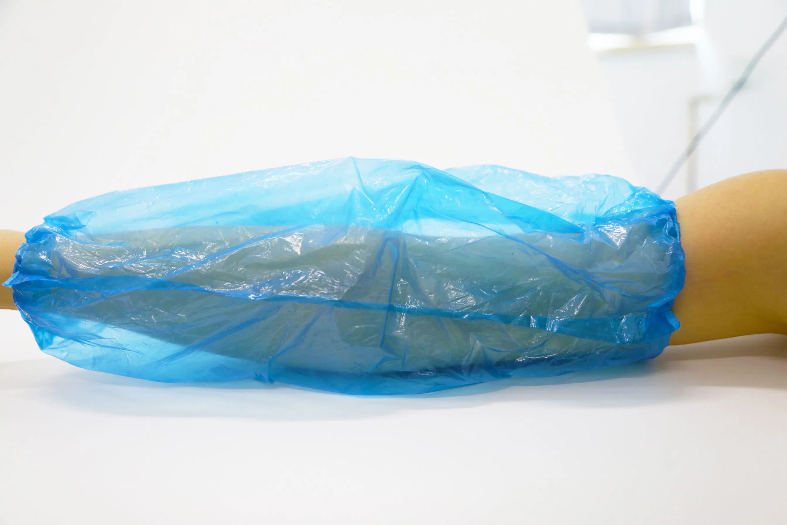 Disposable PE Plastic Arm Sleeve Cover Oversleeve Arm for Personal Protective