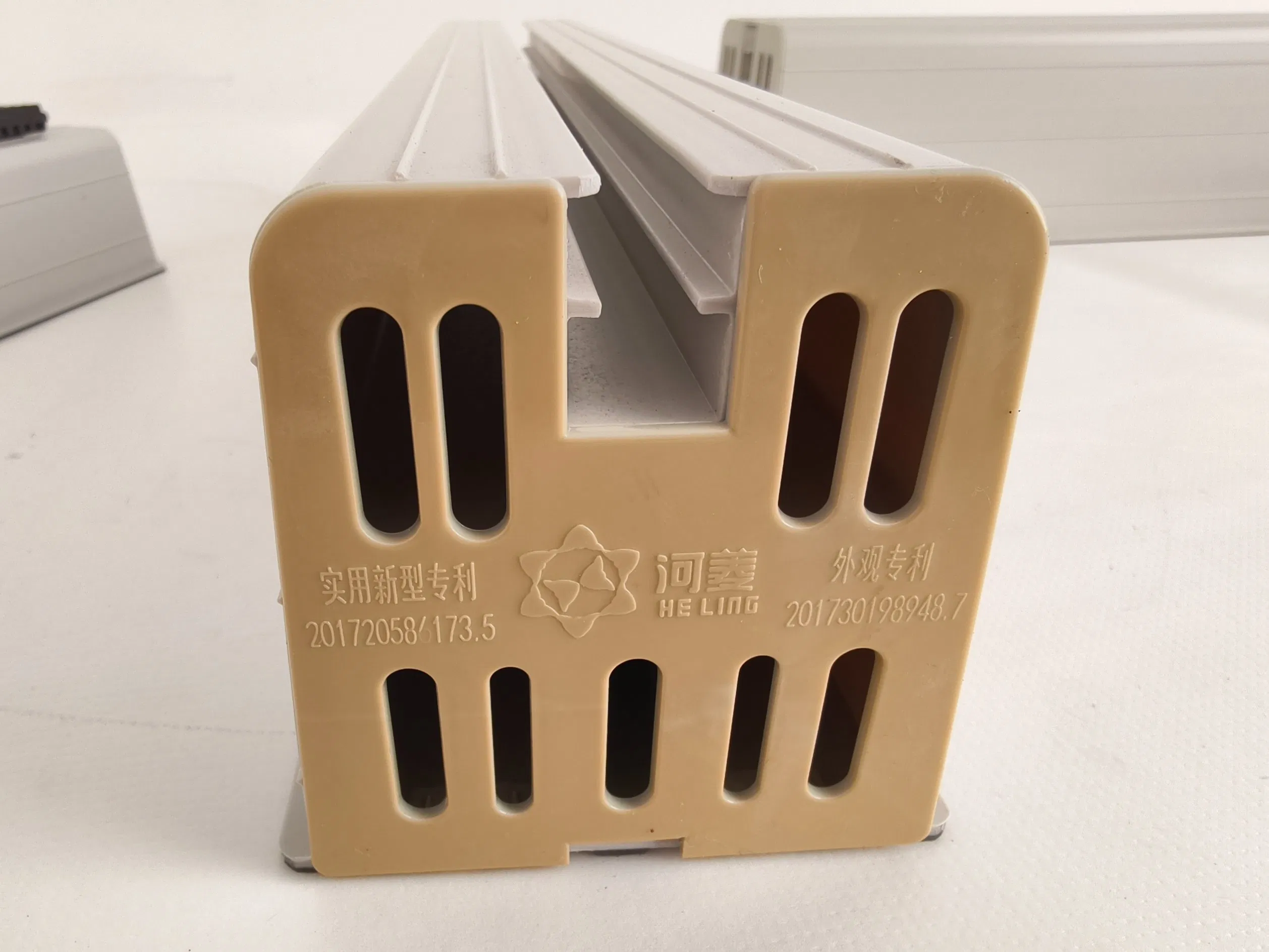 Огнестойкая подставка для кондиционера с защитой от УФ