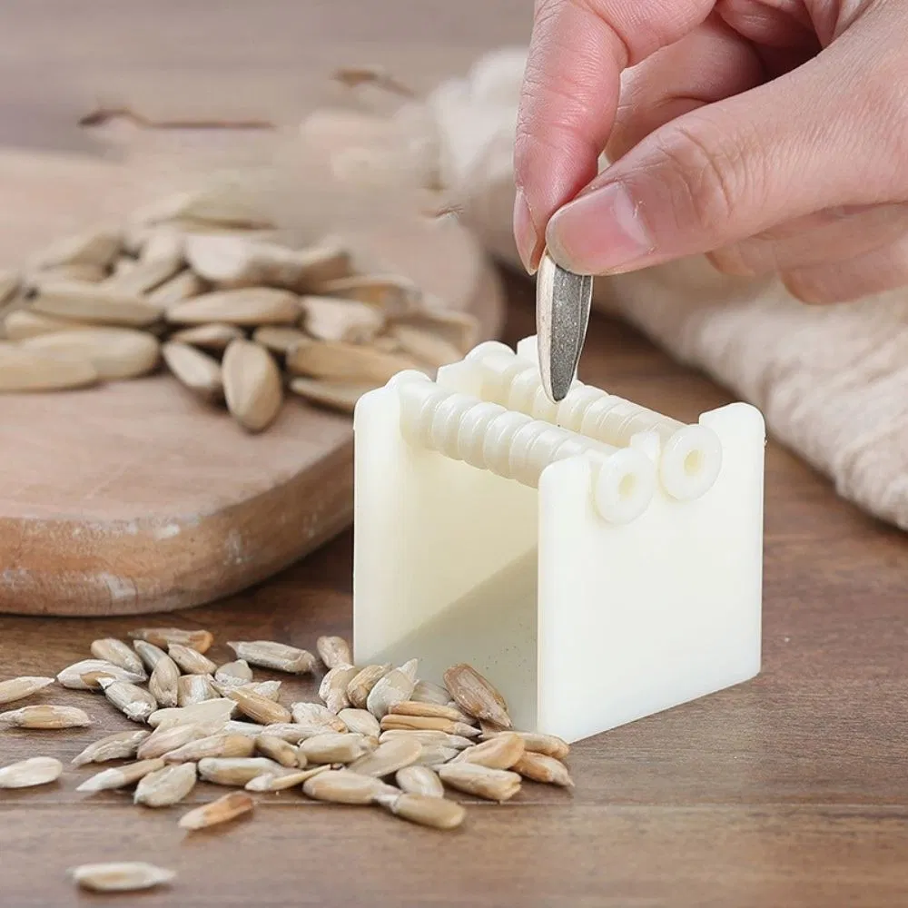 Melon Seed Peeler Automatic Shelling Household Kitchen Tool Esg29681