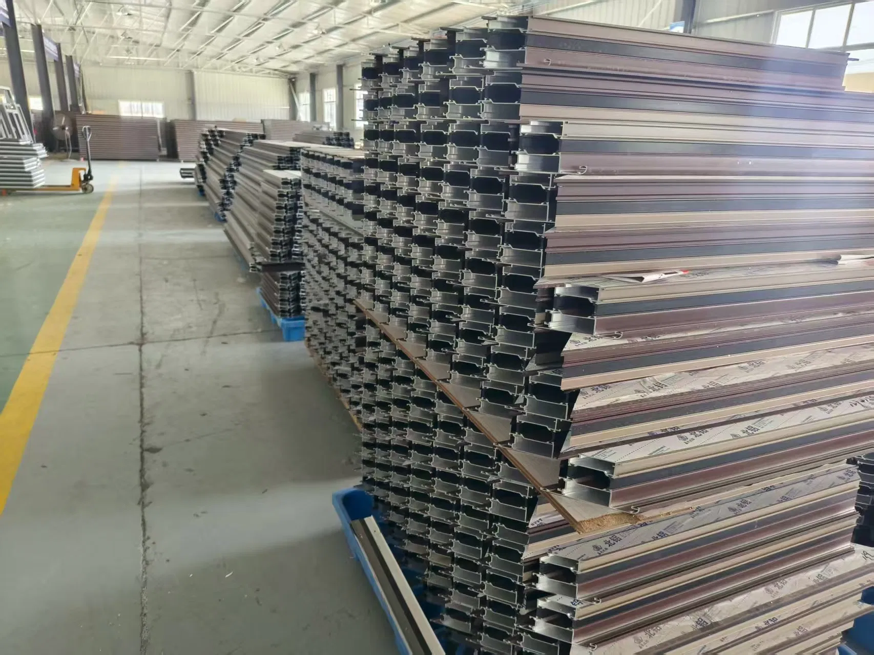 Aluminum Pd/PT Door Double-Leaf Folding Swing Door Modern Exterior Front Entry Slide Door