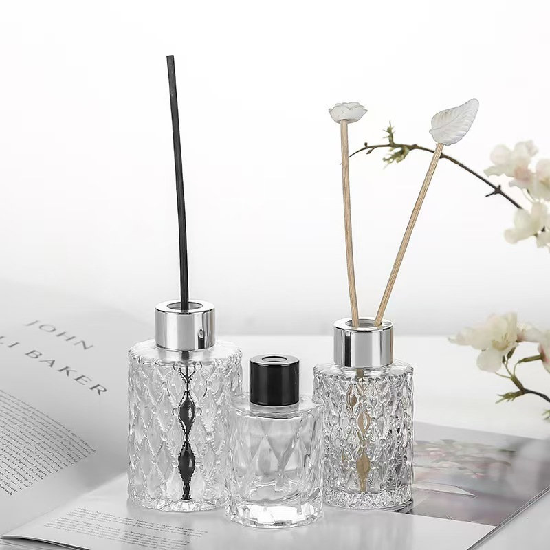 80ml 140ml 150ml Diamond Shape Cyrstal Glass Diffuser Bottle with Metal Lid
