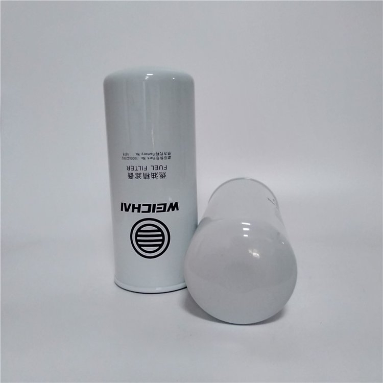 High Quality Affordable Oil Filter for Truck Engine Parts