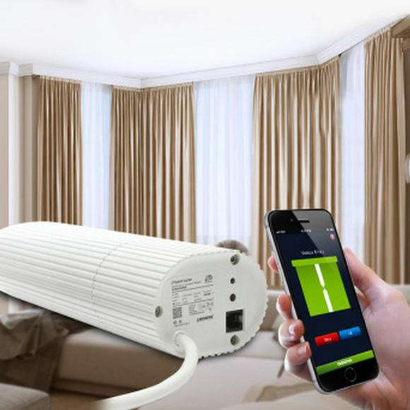 Моторизованные алюминиевые рулонные жалюзи Zebra