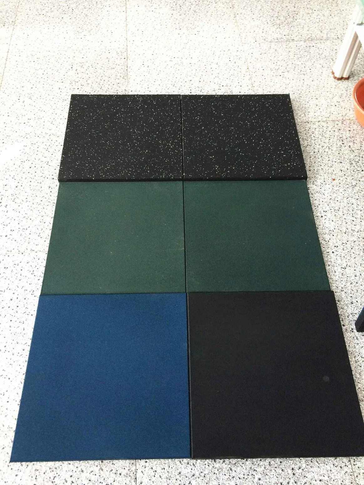 Anti-Shock Outdoor Rubber Mats Rubber Tiles Rubber Floor for Park/School Use Mat