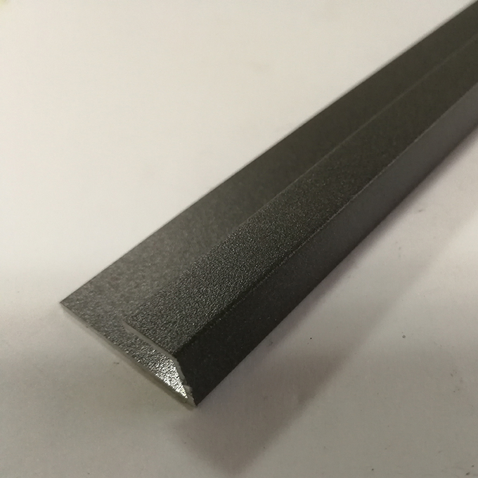 High Quality Curved Aluminum Tile Trims