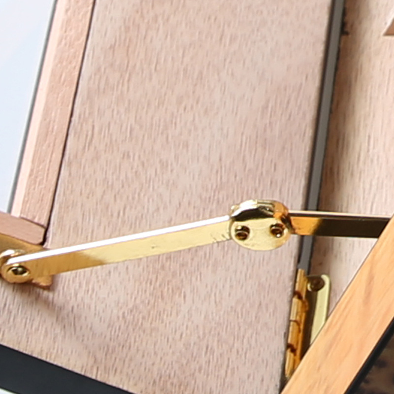 Individual Creativity Triangular Wood Cigar Box with Thermometer