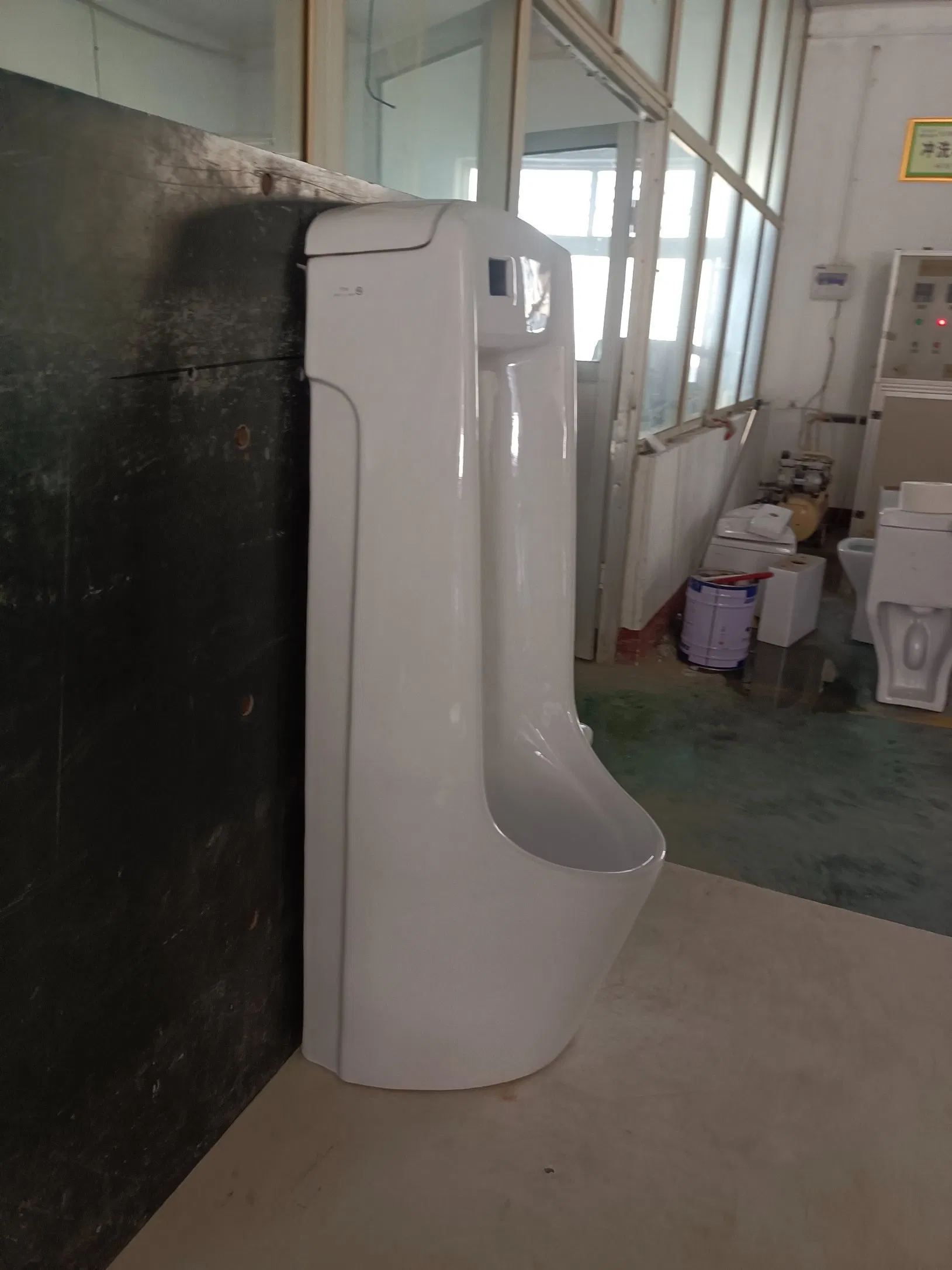 Lofor Top Grade Ceramic Floor Mounted Urinal Bathroom Men's Urinal