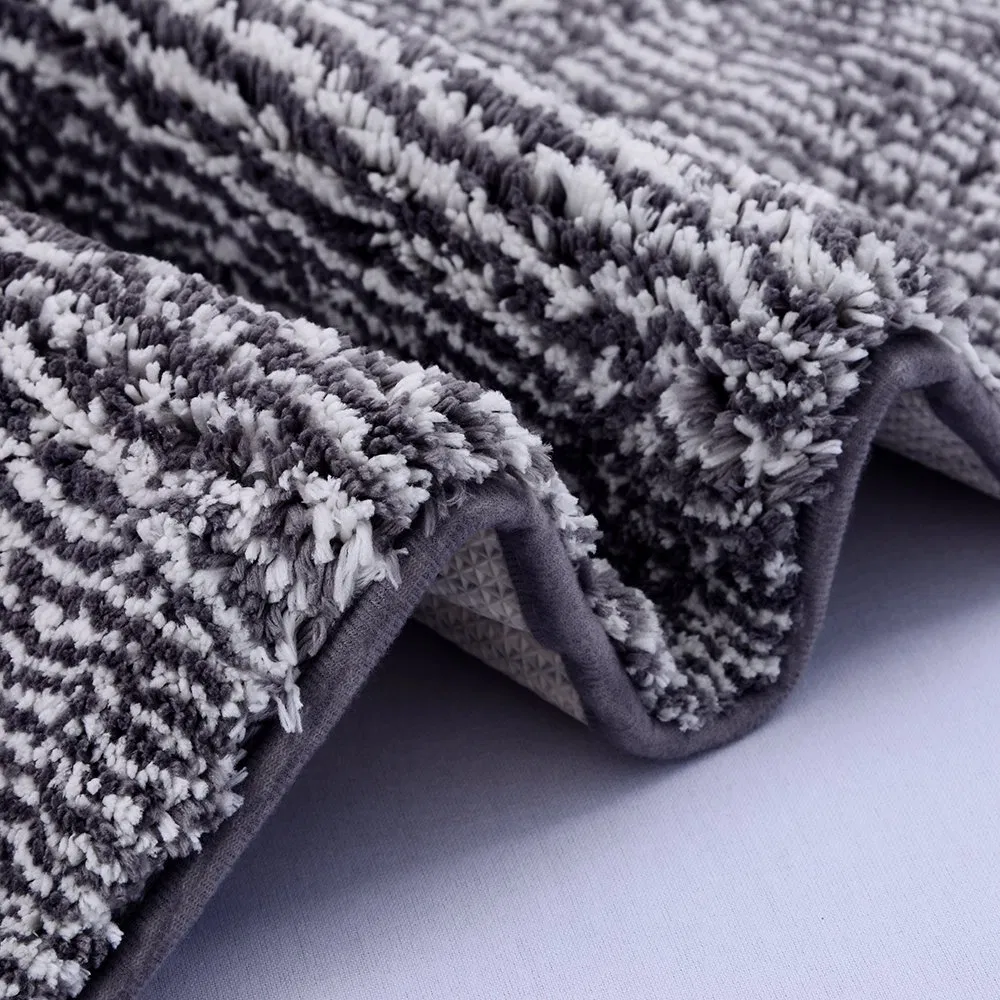 Microfiber Colored Dots Design 100% Polyester Bathmat Non-Slip Floormat