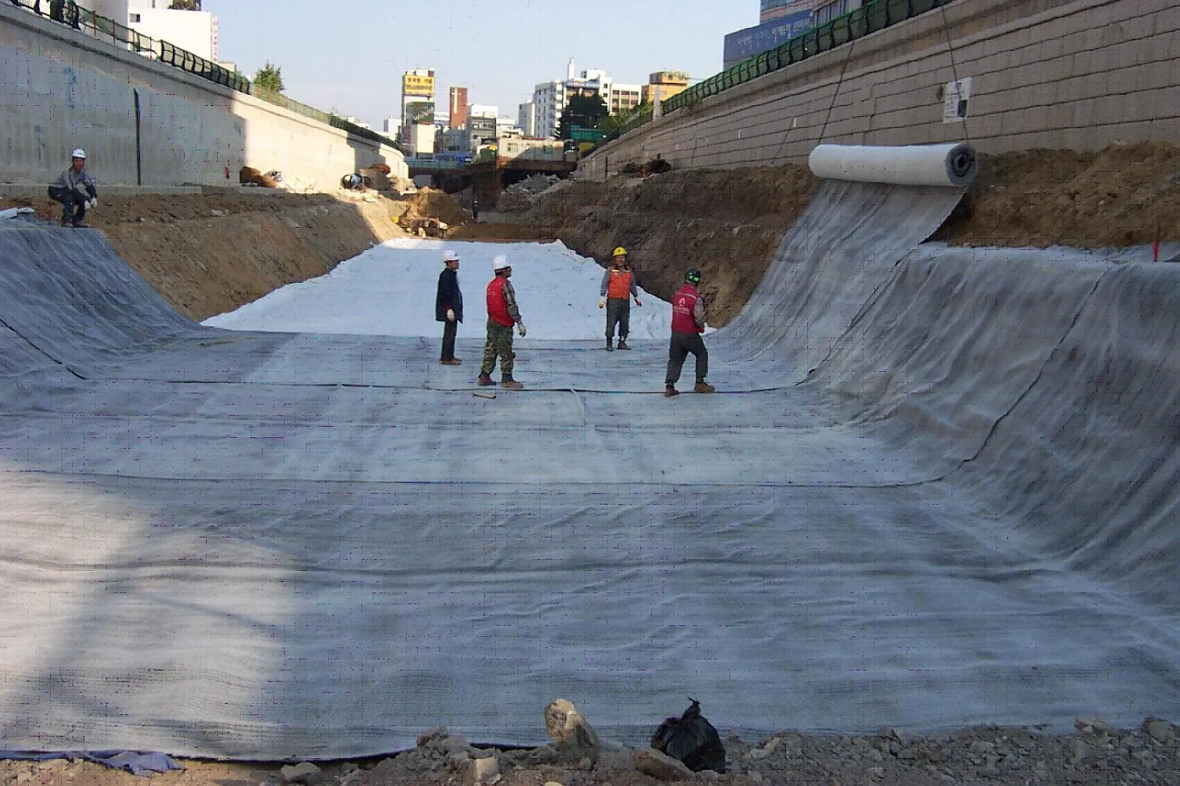 Sodium Bentonite Price Geosynthetic Clay Liner Gcl for Landfill