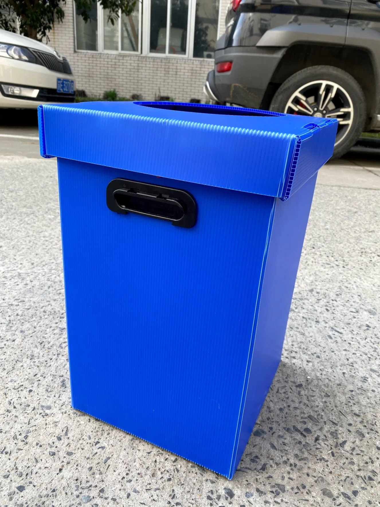 Плоский контейнер для хранения и переработки