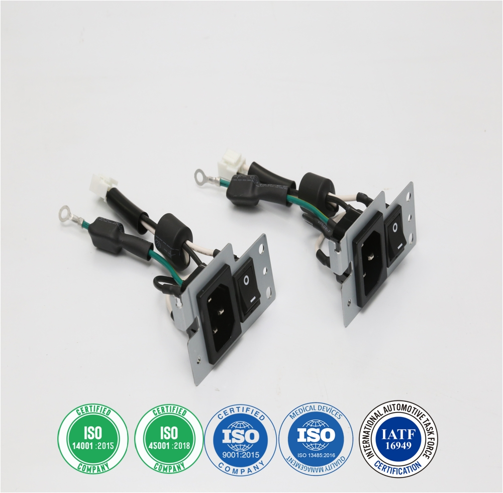 Двухместная розетка с выключателем и кабельным жгутом, ферритовым фильтром