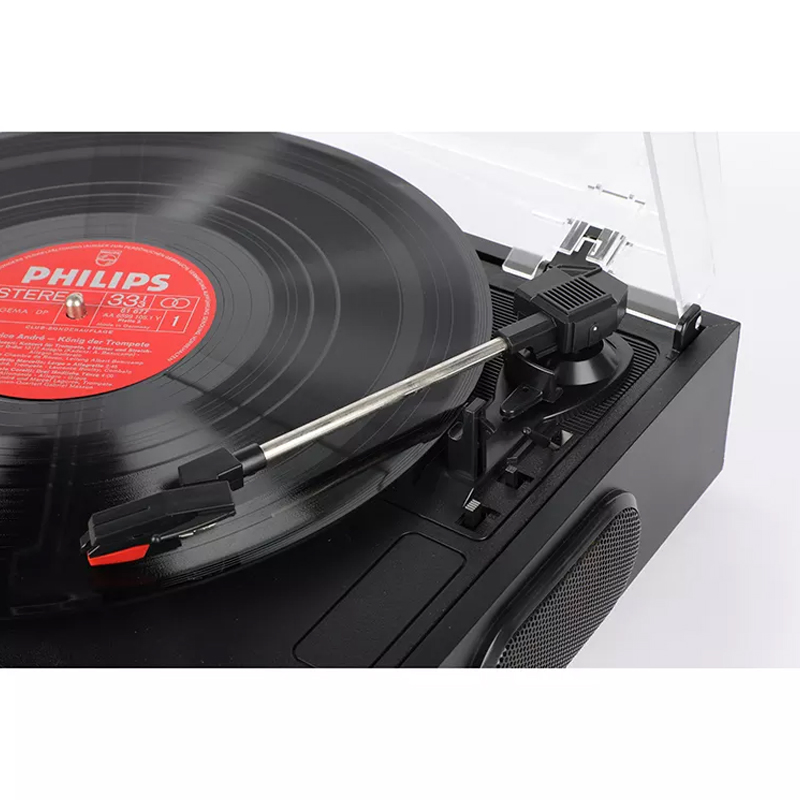 Классический виниловый проигрыватель с кастомизацией