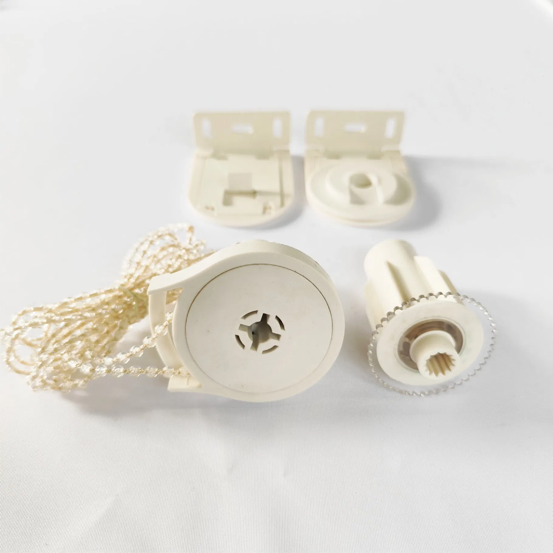 Strong Load-Bearing Capacity 38 mm Double Roller Blinds ABS Mechanism Accessories