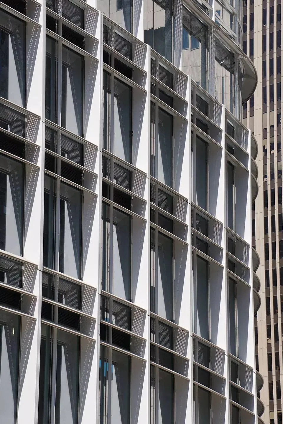 Hidden Frame Glass Curtain Wall Design, Modern & Transparent Appearance.