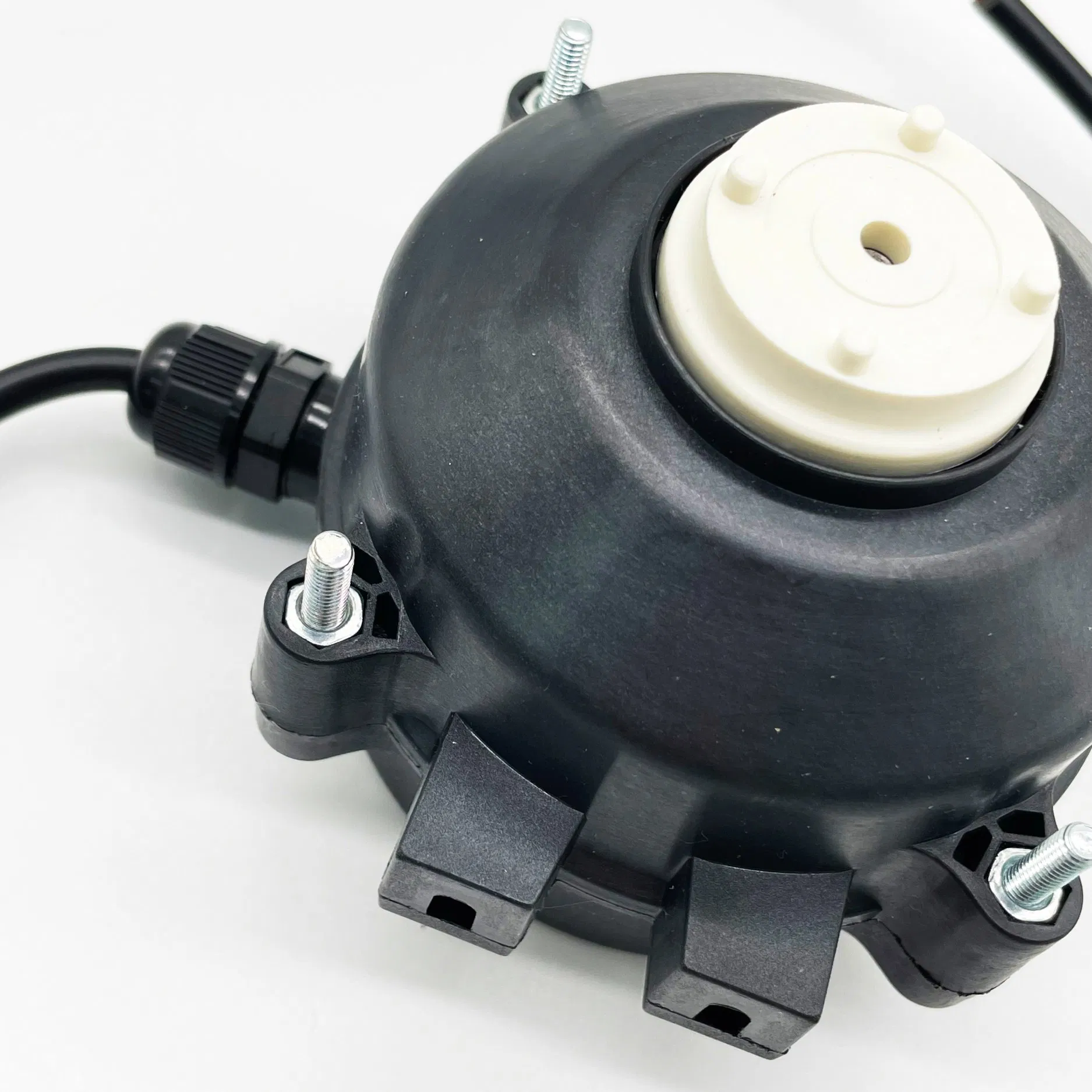 Capacitor Capacitor 12V DC Ec Motor for Refrigerator Electrical Condenser Ec Motor