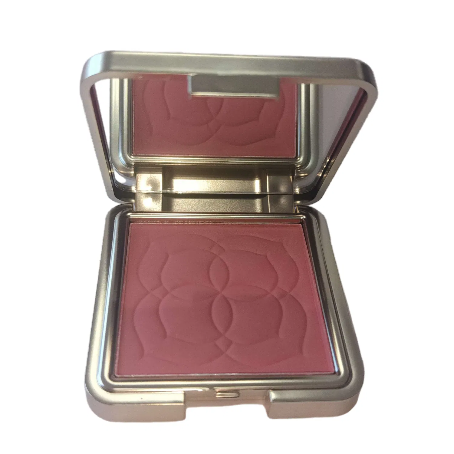 Luxurious Matte Blush Powder for Radiant Skin Glow