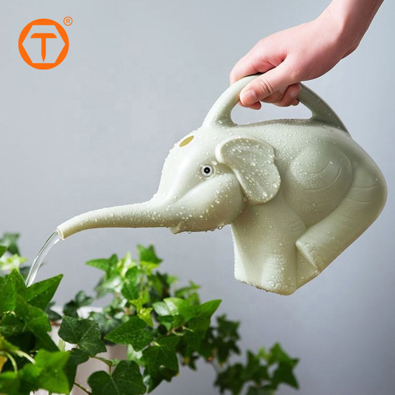 2 Litre Colored Mini Animal Elephant Shape Green Cartoon Garden Plastic Watering Can for Kids