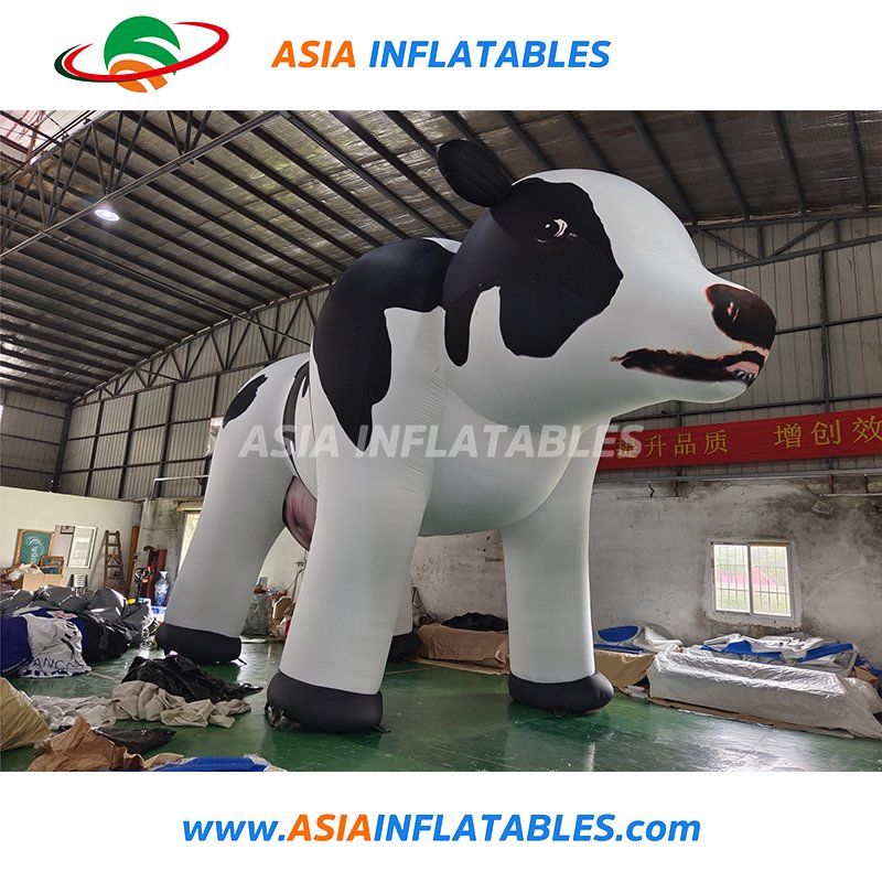 Customized Cartoon Farm Milk Cow Inflatable Advertising Cow for Decoration